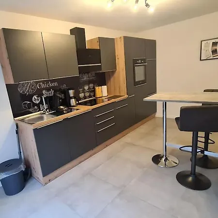 Grosse Moderne Ferienwohnung Auch Als Monteur Unterkunft Nutzbar, In Stolberg - Vicht *